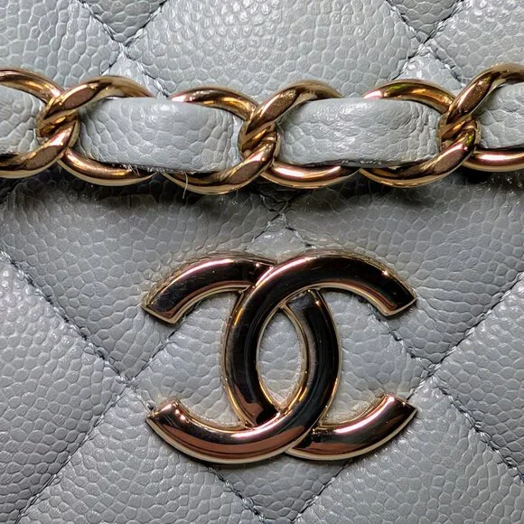 Chanel Rare Light Grey Quilted Caviar Leather Small Bucket Drawstring Bag - Picture 10 of 16